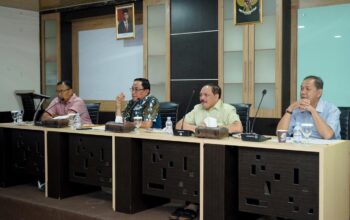 Bupati Pimpin Rapat TAPD Bahas Kebijakan Penanganan serta Penganggaran Covid-19 di Inhil