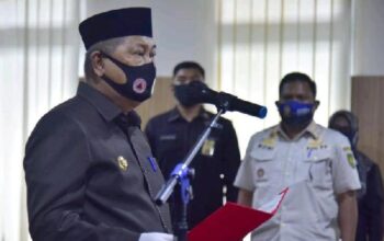 Wakil Bupati Inhil, H. Syamsuddin Uti Lantik 30 Pejabat Fungsional dan Pengawas