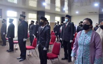 Wakil Bupati Inhil, H. Syamsuddin Uti Lantik 30 Pejabat Fungsional dan Pengawas
