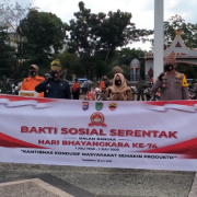 Bhakti Sosial Serentak Hari Bhayangkara, Polres Inhil Bagikan Sembako