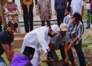 Bupati dan Awak Media Sembelih Tiga Ekor Kerbaun