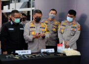 Polda Riau Gulung Sindikat Narkoba Bersenjata, 3 Kg Sabu dan 9 Tersangka Diamankan