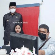 Bupati HM Wardan Tinjau Perekaman e-KTP di Gaung
