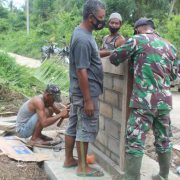 Dua Kades Teluk Bunian Ikut Turun Langsung Kelapangan Guna Percepat Program TMMD Ke-111