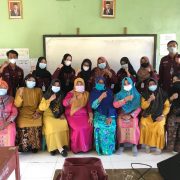 Kukerta Unri Sosialisasi Pembelajaran Hypermedia di SD N 007 Pekan Kamis