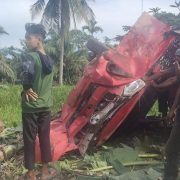 Mobilnya Remuk, Seorang MUA Selamat dari Kecelakaan di Kempas