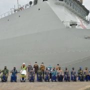 KRI Semarang-594 Sukses Bantu Oksigen untuk Penanganan Covid-19 di Riau