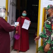 Jajaran Kodim 0314/Inhil Salurkan Obat ke Pasien Isoter dan Isoman