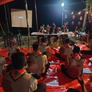 Di Bukit Condong, Dandim dan Kapolres Inhil Beri Materi kepada Adik-Adik Pramuka