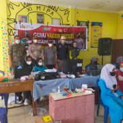 Kapolsek Enok Menggelar Vaksinasi Massal Bagi pelajar dan Masyarakat Umum