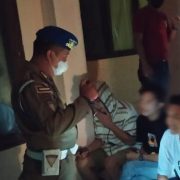 Satpol PP Inhil Kembali Temukan Pemuda Sedang Minum Tuak