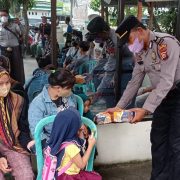 Di Klinik Polres Inhil, Usai Divaksin Masyarakat dapat Snack Box