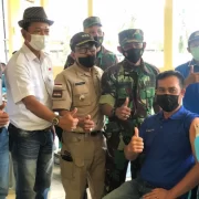 Kadin Inhil dan PT ISK Gelar Vaksinasi di Desa Sungai Gantang Kecamatan Kempas Inhil