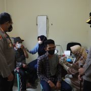 Polda Riau Turun Langsung Pantau Vaksinasi di Inhil