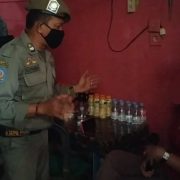 Warung di Pasar Dayang Suri Tembilahan Diberikan Teguran oleh Satpol PP Inhil, Ada Apa?