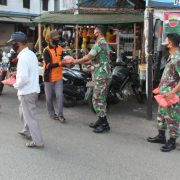 Jum’at Berkah, Kembali Kodim 0314/lnhil Berbagi Makanan Pada Kaum Dhuafa