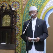 Bupati Inhil Laksanakan Salat Idul Fitri di Mesjid Pancasila