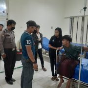 Dengan Sigap, Sertu Jondri Babinsa Koramil 01/Tembilahan lerai Perkelahian Remaja dengan Sajam