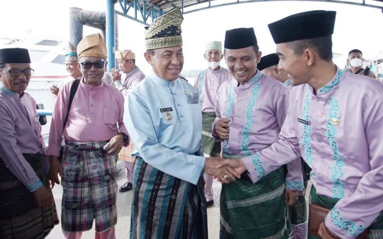 Bupati HM Wardan Buka MTQ Ke-52 Tingkat Kabupaten di Tanah Merah