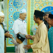 Sholat Ied di Mesjid Nurul Hidayah, Wabup Inhil Ucapkan Terimakasih ke Masyarakat Telah Menjaga Situasi Kamtibmas Selama Ramadhan