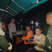 Perahu Pembawa Sawit Tenggelam di Sungai Indragiri 2 Orang Hilang