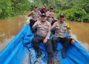 Telusuri Sungai Hingga Pelosok Desa, Polsek Jajaran Polres Inhil Imbau Pemilu Damai