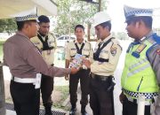 Sembari Patroli, Personil Submit Gakkum Ditlantas Polda Riau Giat Cooling System guna Sukseskan Pemilu 2024