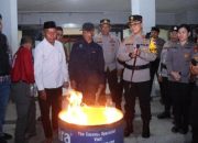 669 Surat Suara Pemilu Berlebih dan Rusak di Inhil Dimusnahkan dengan Cara Dibakar