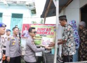 Polres Inhil melaksanakan Jumat Barokah ke Marbot Surau