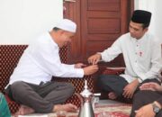 Silaturahmi ke Kediaman UAS, Pj Bupati Herman Sampaikan Rasa Takzimnya
