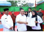 Penyerahan SK Pengangkatan Guru PPPK & Penandatanganan Kontrak Perjanjian Kerja Th. 2023 Tk. SMA/SMK/SLB di Kab. Inhil