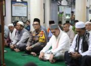 Colling System, Polres Inhil Laksanakan Safari Subuh Berjamaah di Mesjid Jami Raudhatul Muslimin