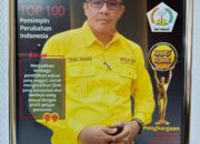 Kepsek SMKN 1 Tembilahan Raih Penghargaan Indonesian Smart School Award 2024