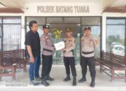 Kapolres Inhil Berikan Bibit Pohon kepada Personel yang Berulang Tahun, Wujud Apresiasi dan Dukungan terhadap Penghijauan