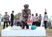 Polres Indragiri Hilir Gelar Ziarah ke TMP Yudha Bhakti Tembilahan Sambut Hari Bhayangkara ke-79