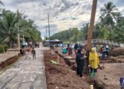 Menjelang HUT RI ke-80, Warga Griya Mukti Jaya Kompak Bersih-Bersih Desa
