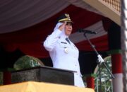 Wakil Bupati Inhil Pimpin Upacara Penurunan Bendera HUT RI KE-80