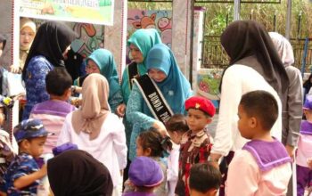 Penuh Keakraban, Begini Momen Bunda Santi Saat Temui Guru TK Viedu