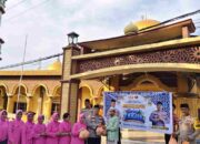 Polsek Tempuling bersama Bhayangkari Gelar Kegiatan Berbagi Takjil Ramadhan 1447 H di Sungai Salak