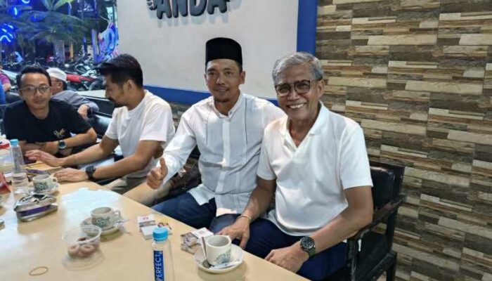 Ngopi Bareng Ketua IWO Riau, Mafirion Bahas Isu Strategis dan Janji Kawal Keluhan Warga