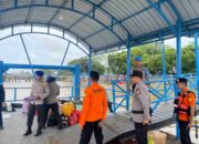 Petugas Pos Pelayanan Laksanakan Pengamanan Kedatangan Kapal di Pelindo Tembilahan Berjalan Aman dalam Ops Ketupat Lancang Kuning 2026