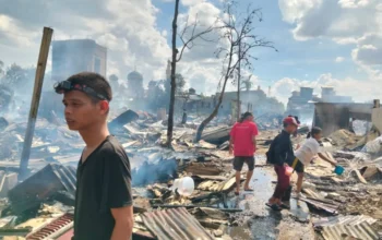 Kebakaran Hebat di Pasar Bom Pulau Kijang, 80 Rumah Hangus