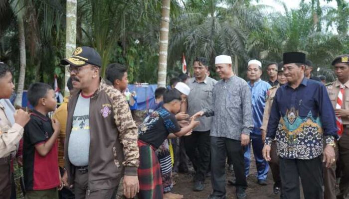 Kehadiran Bupati Herman Bakar Semangat Peserta Perjusami Di Kempas