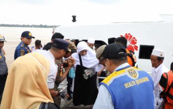 Wabup Yuliantini Sambut Kepulangan Ratusan Jamaah Haji Kloter 7 Asal Inhil