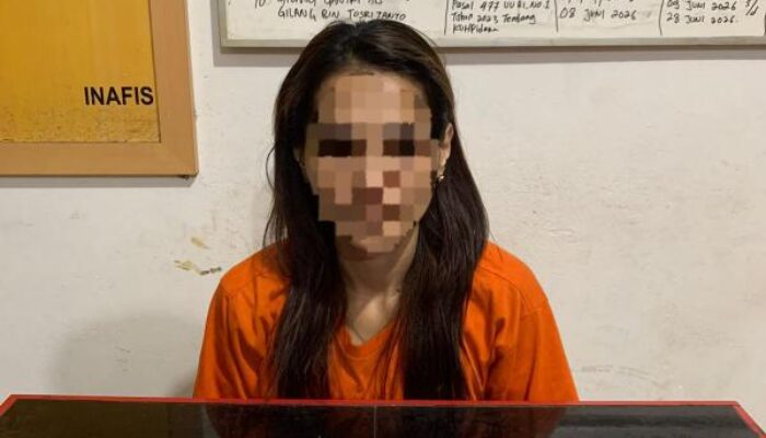 Berawal dari Pesan Facebook, Salon di Kateman Digerebek Polisi