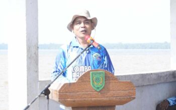 Bupati Inhil Minta Seluruh Elemen Masyarakat Konsisten Laksanakan Gerakan Jum’at Bersih