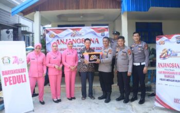 Polres Indragiri Hilir Gelar Anjangsana ke Kediaman Purnawirawan Polri dalam Rangka Hari Bhayangkara ke-80