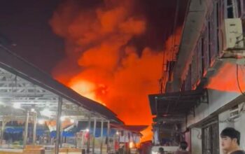 Kebakaran Hanguskan Area Pasar Bumbu dan Pasar Sayur Tembilahan