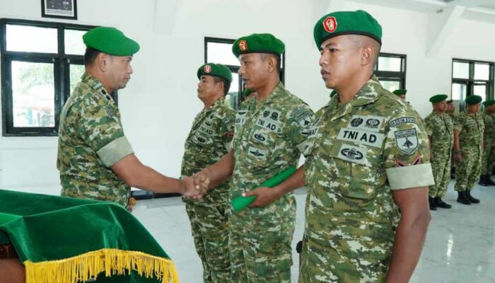 Resmi Tinggalkan Kodim 0314/Inhil, Tiga Prajurit Terima Penghormatan Satuan