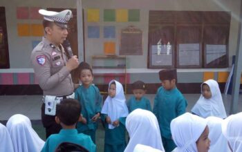Polantas Menyapa Hadir di TK Kemala Bhayangkari, Anak-anak Belajar Tertib Lalu Lintas